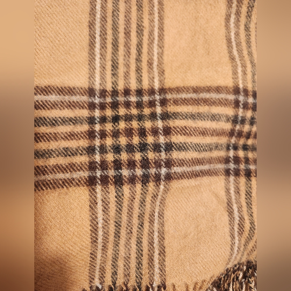 Fine Woollens Beige & Brown Plaid Lambs Wool Scarf Made In Scotland Unisex - Picture 7 of 9